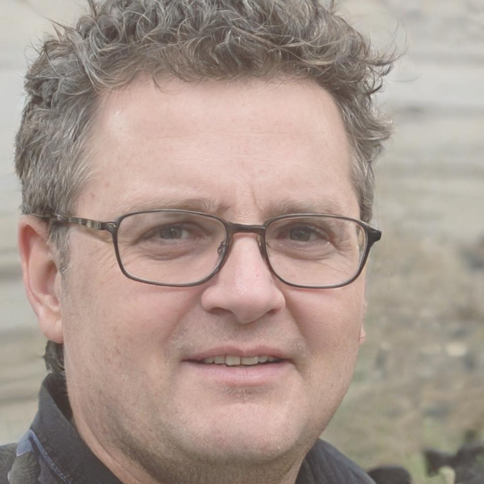 Marwin Siebenrock, Leiter Budgetcontrolling doralexivenqo